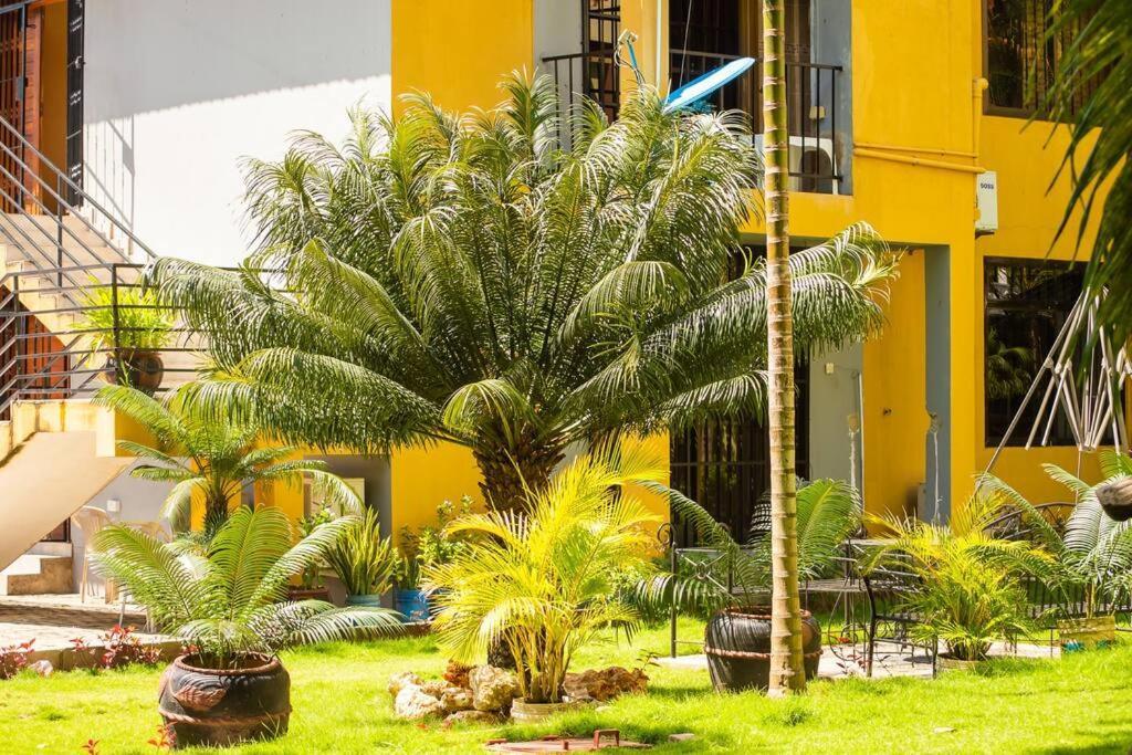 Len Apartments Dar es Salaam Exterior photo